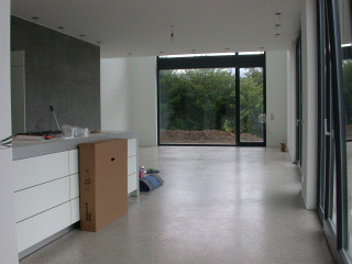 Frost Sa&szlig;bach - M&auml;ttich: K&uuml;chenboden